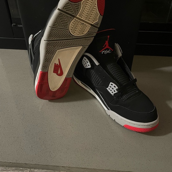 Jordan 4 OG Bred 2019